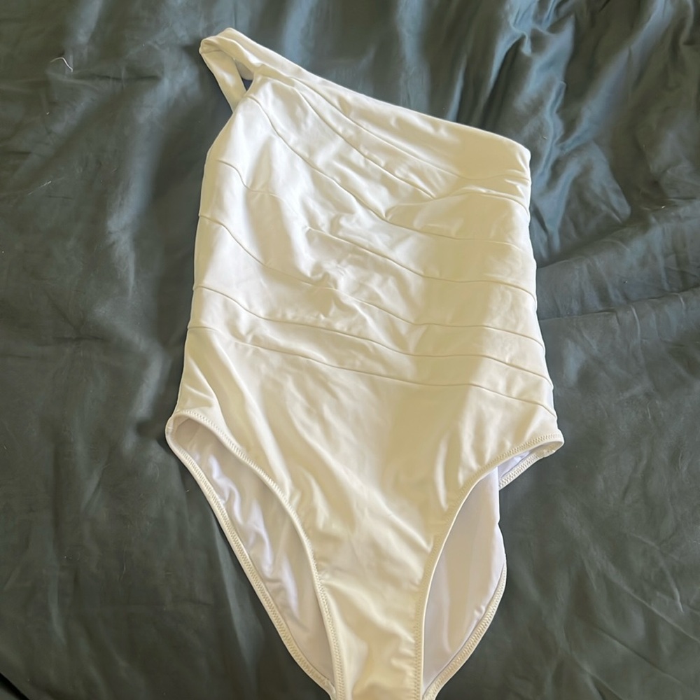 Summersalt one shoulder bathing suit